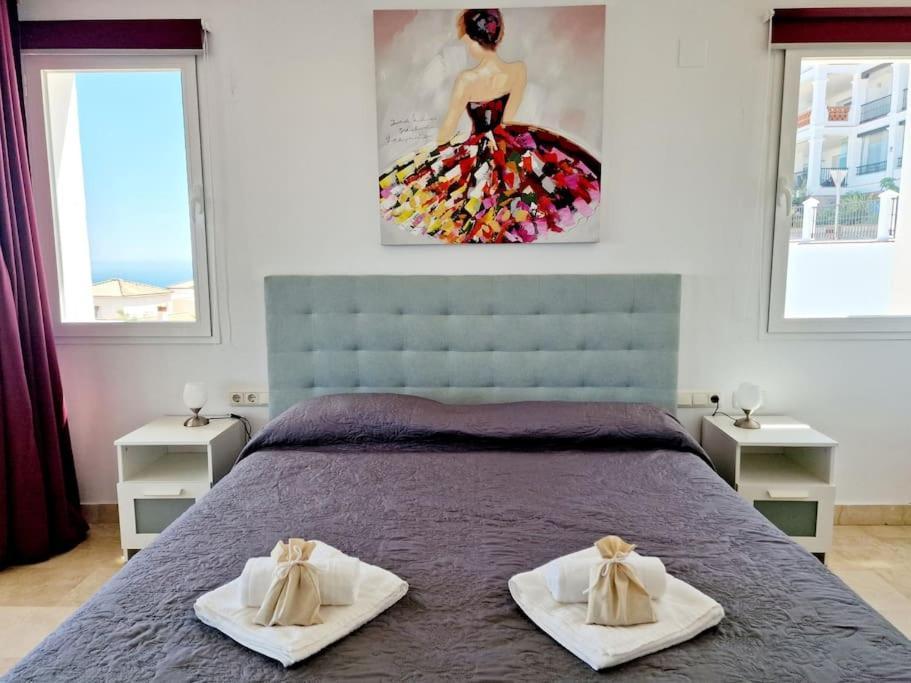 Las Palmeras Seaviews 미하스 외부 사진