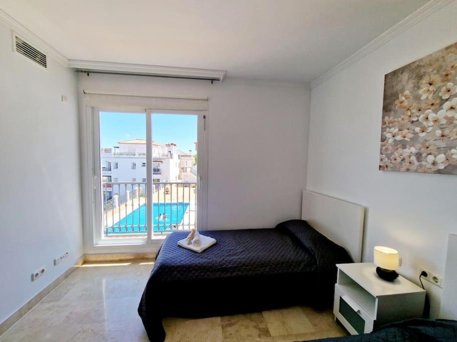 Las Palmeras Seaviews 미하스 외부 사진